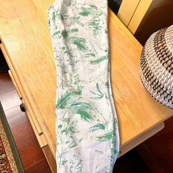 EUC Lucky Brand Green & White Low Rise Crop Lolita Capris Size 2/26 #YT10 - Picture 9 of 9